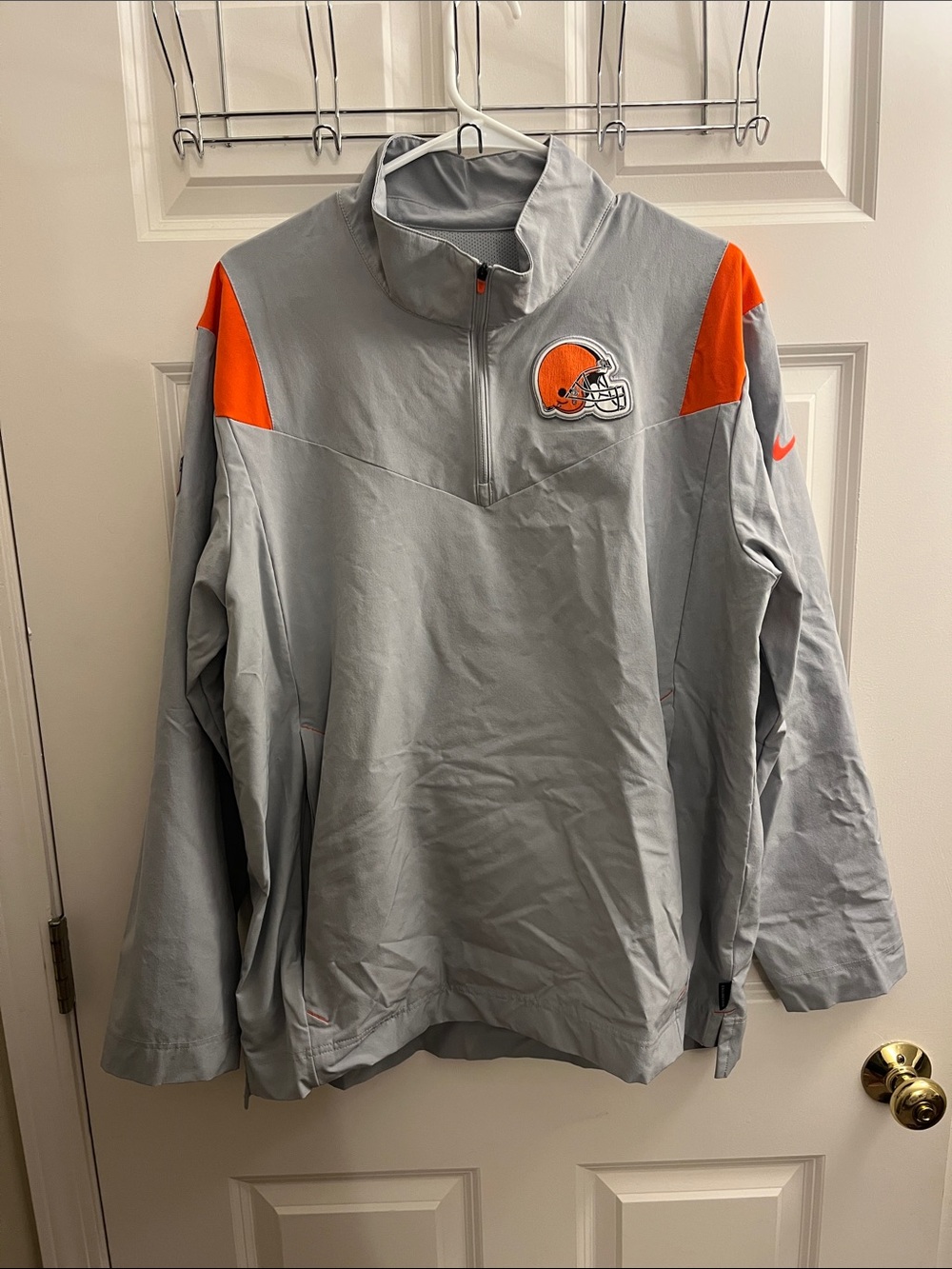 Men's Cleveland Browns Nike Gray Sideline Coach Chevron Lockup 1/4 Zip Jacket